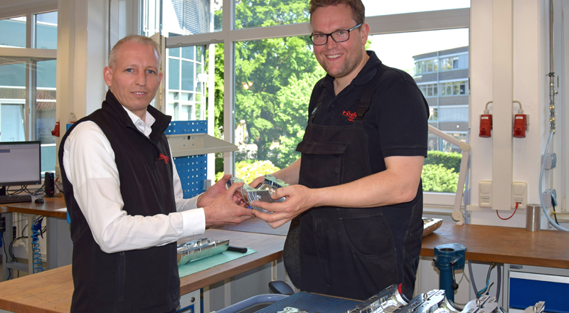 Schultze Anlagentechnik GmbH Produkte Mitarbeiter mit Form